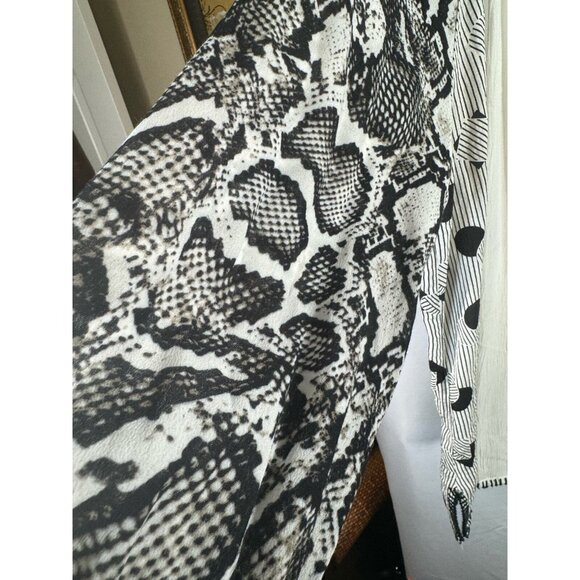 John Mark Geometric Embroidered Black White Lace Boho Blouse Flounce Sleeve M - Picture 8 of 11